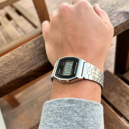 ⌚ Vintage Digital Watch – Timeless Style Meets Everyday Performance ✨